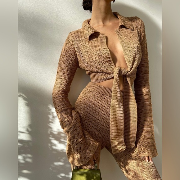 Savannah Morrow Almond Crochet Top XS - Picture 2 of 9